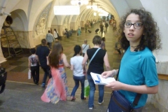 Luna-dans-le-métro-Moscou-1030x769